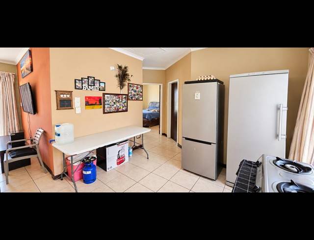 2 BEDROOM TOWNHOUSE FOR SALE IN THE REEDS